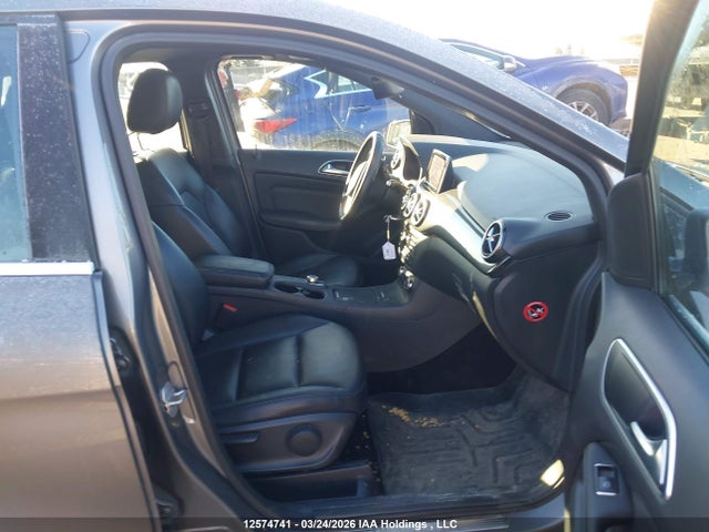 12574741 :رقم المزاد ، WDDMH4EB2DJ157465 vin ، 2013 Mercedes-benz B250 مزاد بيع