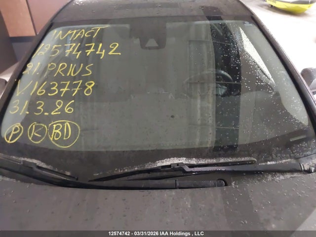 12574742 :رقم المزاد ، JTDKAMFP3M3163778 vin ، 2021 Toyota Prius مزاد بيع
