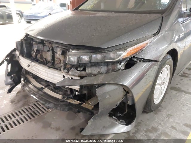 12574742 :رقم المزاد ، JTDKAMFP3M3163778 vin ، 2021 Toyota Prius مزاد بيع