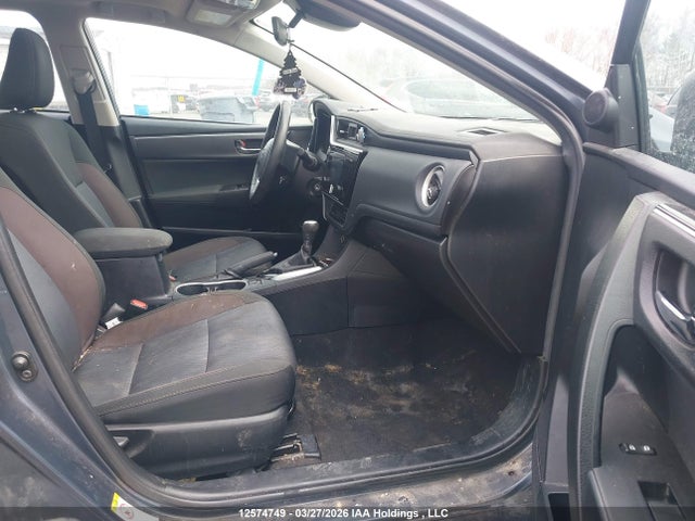 2017 Toyota Corolla Le მანქანა იყიდება აუქციონზე, vin: 2T1BURHE8HC902575, აუქციონის ნომერი: 12574749