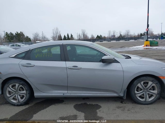 Продажа на аукционе авто 2017 Honda Civic Lx, vin: 2HGFC2F59HH027772, номер лота: 12574750