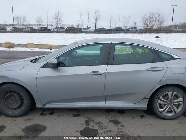 Продажа на аукционе авто 2017 Honda Civic Lx, vin: 2HGFC2F59HH027772, номер лота: 12574750