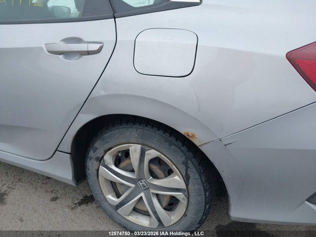 Продажа на аукционе авто 2017 Honda Civic Lx, vin: 2HGFC2F59HH027772, номер лота: 12574750