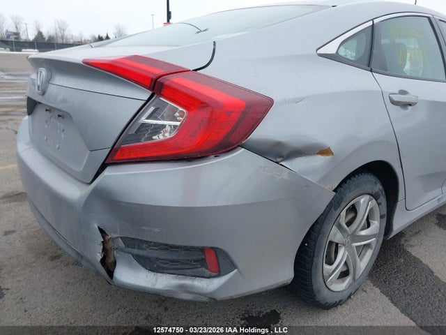 Продажа на аукционе авто 2017 Honda Civic Lx, vin: 2HGFC2F59HH027772, номер лота: 12574750