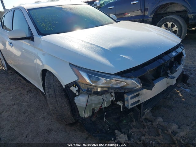 12574753 :رقم المزاد ، 1N4BL4DW4KN316230 vin ، 2019 Nissan Altima Sv مزاد بيع