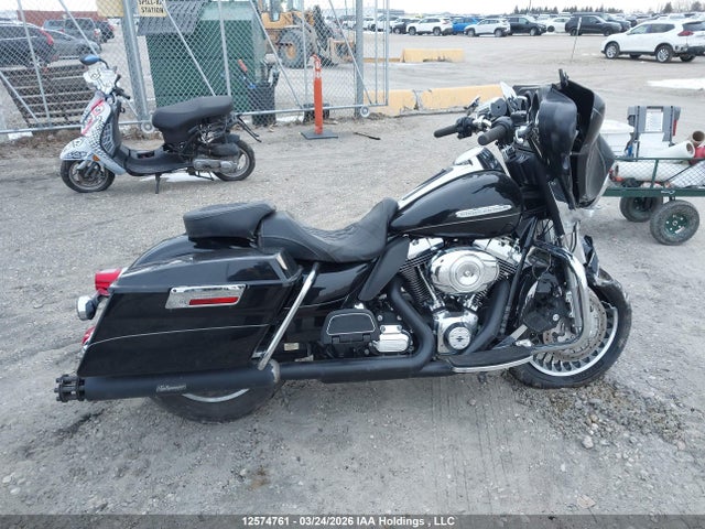 2013 Harley-davidson Flhtk Electra Glide Ultra Ltd მანქანა იყიდება აუქციონზე, vin: 1HD1KEM13DB651789, აუქციონის ნომერი: 12574761