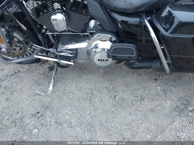 2013 Harley-davidson Flhtk Electra Glide Ultra Ltd მანქანა იყიდება აუქციონზე, vin: 1HD1KEM13DB651789, აუქციონის ნომერი: 12574761