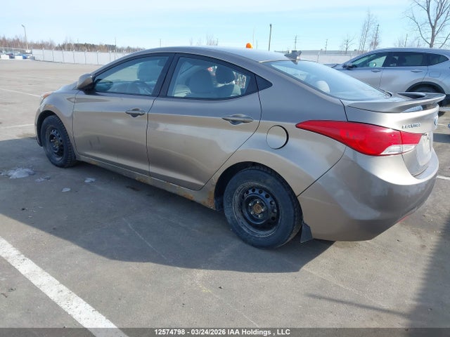 12574798 :رقم المزاد ، 5NPDH4AE0BH030147 vin ، 2011 Hyundai Elantra Gls/limited مزاد بيع