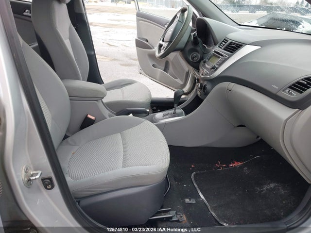 12574810 :رقم المزاد ، KMHCT4AE7CU048481 vin ، 2012 Hyundai Accent Gl مزاد بيع
