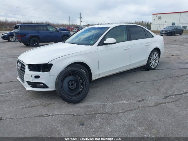 Aukcja sprzedaży 2014 Audi A4 2.0 Komfort, vin: WAUBFCFL2EN010305, numer aukcji: 12574828