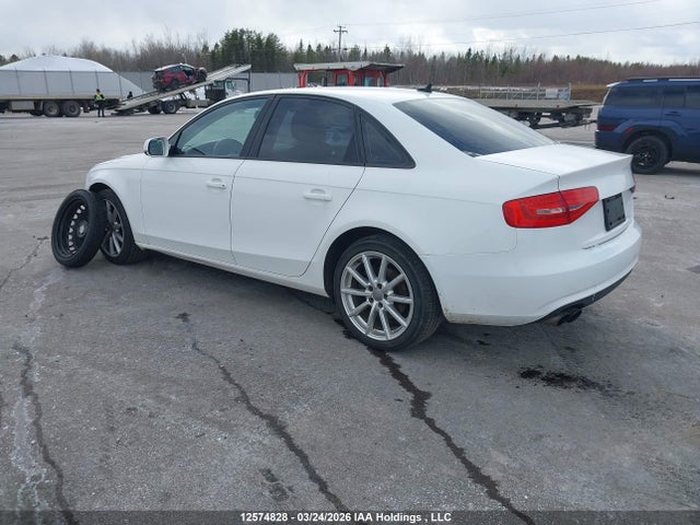 Aukcja sprzedaży 2014 Audi A4 2.0 Komfort, vin: WAUBFCFL2EN010305, numer aukcji: 12574828