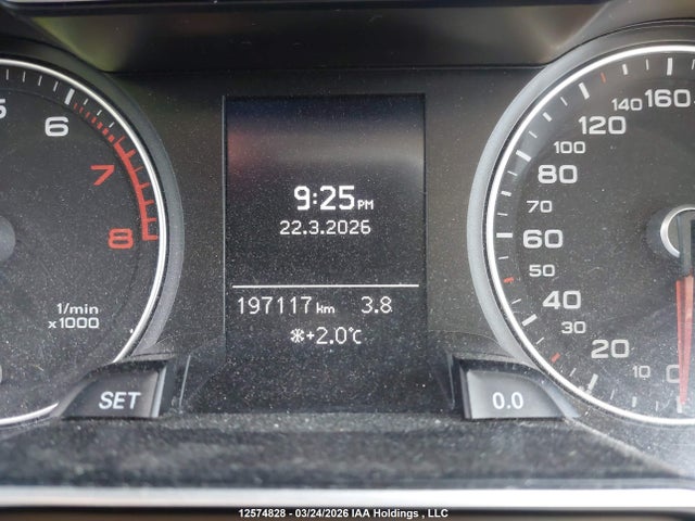 Aukcja sprzedaży 2014 Audi A4 2.0 Komfort, vin: WAUBFCFL2EN010305, numer aukcji: 12574828