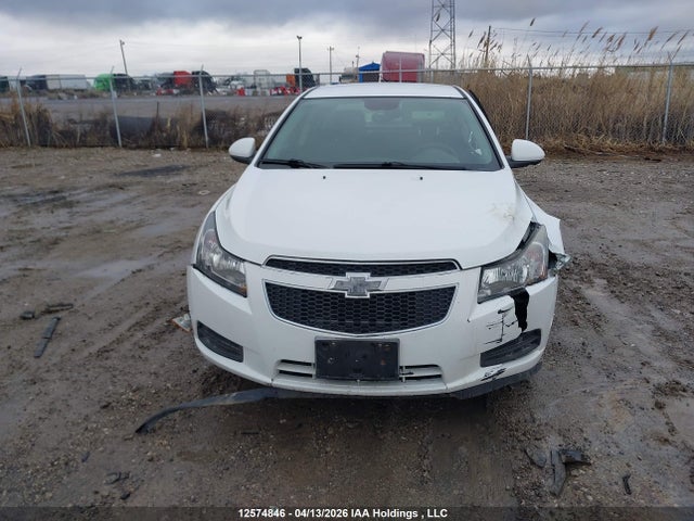 2014 Chevrolet Cruze მანქანა იყიდება აუქციონზე, vin: 1G1PC5SB2E7205702, აუქციონის ნომერი: 12574846