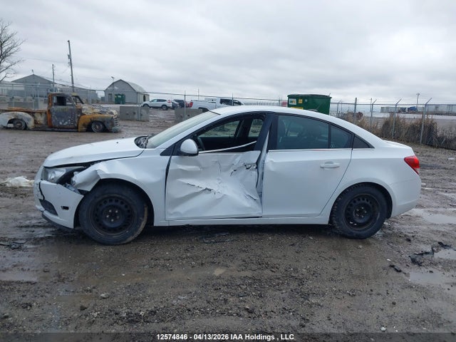 2014 Chevrolet Cruze მანქანა იყიდება აუქციონზე, vin: 1G1PC5SB2E7205702, აუქციონის ნომერი: 12574846