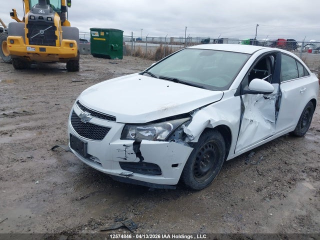 2014 Chevrolet Cruze მანქანა იყიდება აუქციონზე, vin: 1G1PC5SB2E7205702, აუქციონის ნომერი: 12574846
