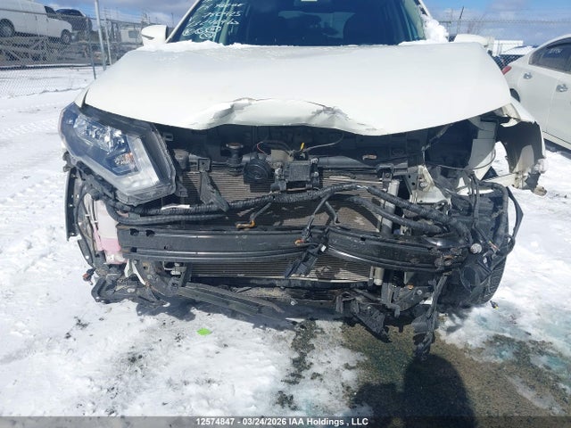 Продажа на аукционе авто 2018 Nissan Rogue Sv/sl, vin: 5N1AT2MV3JC780925, номер лота: 12574847