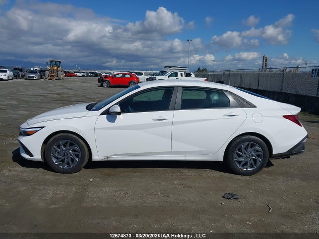 KMHLM4DG9TU143361 Hyundai Elantra Preferred