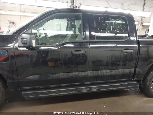 Продажа на аукционе авто 2024 Ford F-150 Lightning Xlt, vin: 1FTVW3LK5RWG10232, номер лота: 12574879