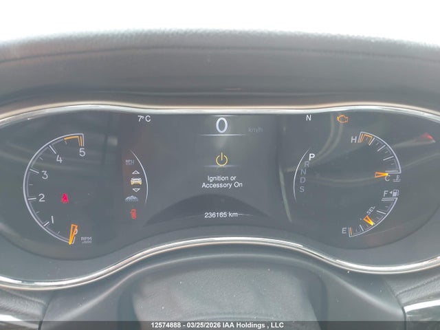 12574888 :رقم المزاد ، 1C4RJFCM4FC731785 vin ، 2015 Jeep Grand Cherokee Overland مزاد بيع