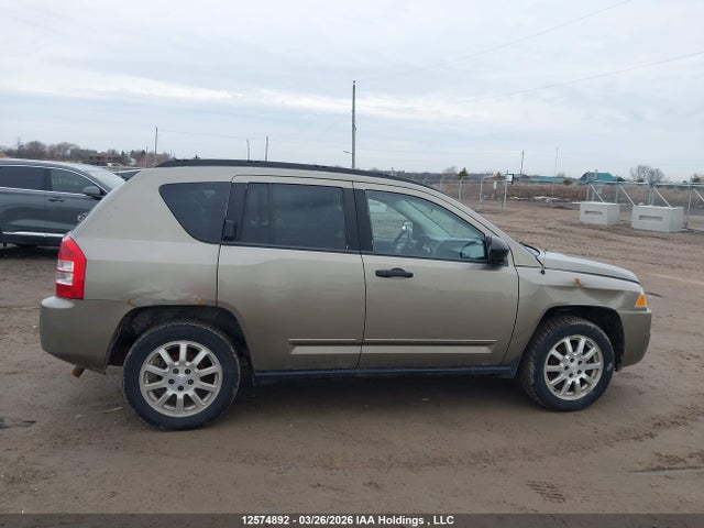 12574892 :رقم المزاد ، 1J8FT47W98D567923 vin ، 2008 Jeep Compass Sport/north مزاد بيع