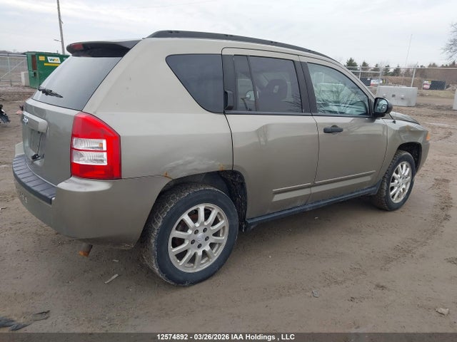 12574892 :رقم المزاد ، 1J8FT47W98D567923 vin ، 2008 Jeep Compass Sport/north مزاد بيع