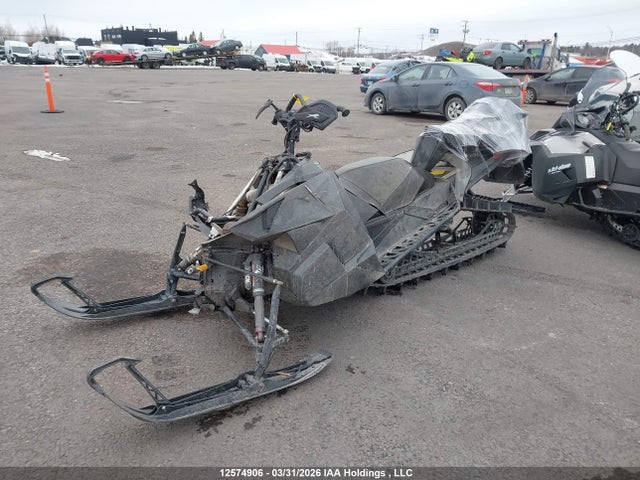 4UF16SNW2GT111579 Arctic Cat M 8000