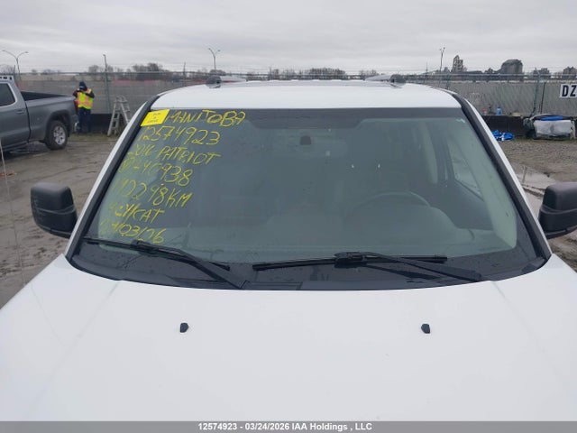 Продажа на аукционе авто 2016 Jeep Patriot, vin: 1C4NJRAB8GD740938, номер лота: 12574923