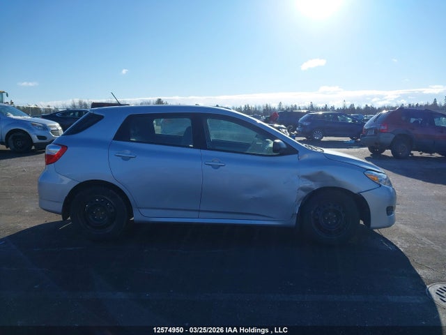 12574950 :رقم المزاد ، 2T1KU4EE6CC802054 vin ، 2012 Toyota Corolla Matrix مزاد بيع
