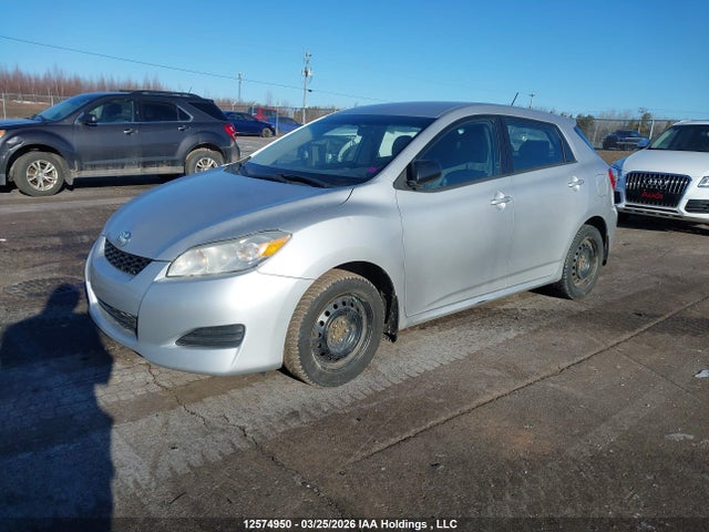 12574950 :رقم المزاد ، 2T1KU4EE6CC802054 vin ، 2012 Toyota Corolla Matrix مزاد بيع