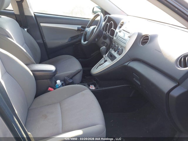 12574950 :رقم المزاد ، 2T1KU4EE6CC802054 vin ، 2012 Toyota Corolla Matrix مزاد بيع
