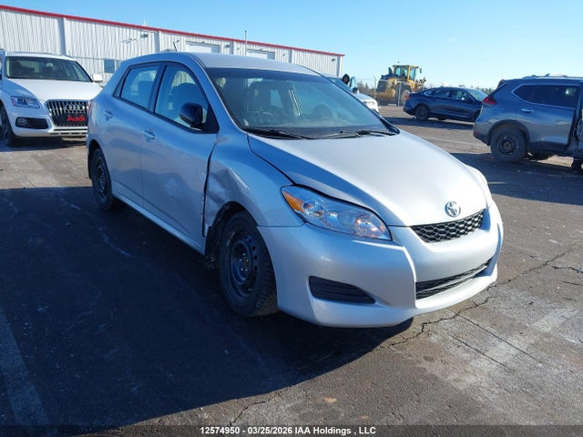12574950 :رقم المزاد ، 2T1KU4EE6CC802054 vin ، 2012 Toyota Corolla Matrix مزاد بيع
