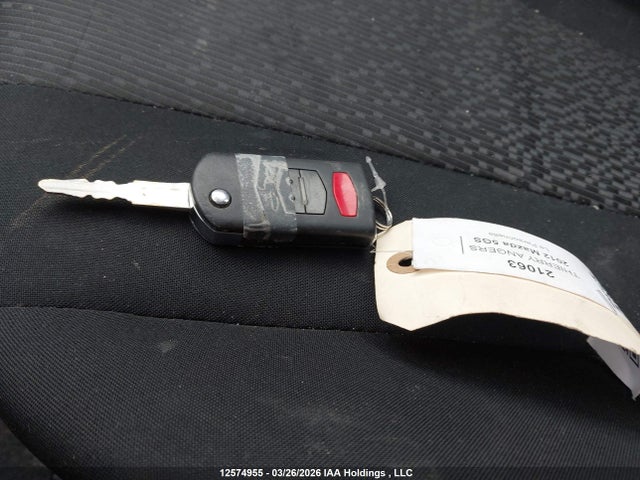 12574955 :رقم المزاد ، JM1CW2CL3C0129111 vin ، 2012 Mazda 5 مزاد بيع