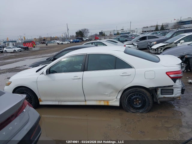2010 Toyota Camry Se/le/xle მანქანა იყიდება აუქციონზე, vin: 4T1BF3EK5AU530229, აუქციონის ნომერი: 12574961