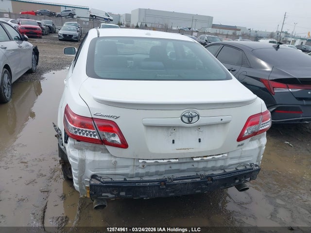 2010 Toyota Camry Se/le/xle მანქანა იყიდება აუქციონზე, vin: 4T1BF3EK5AU530229, აუქციონის ნომერი: 12574961