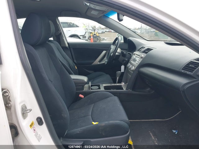 2010 Toyota Camry Se/le/xle მანქანა იყიდება აუქციონზე, vin: 4T1BF3EK5AU530229, აუქციონის ნომერი: 12574961