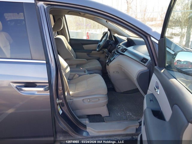 5FNRL5H4XGB500701 Honda Odyssey