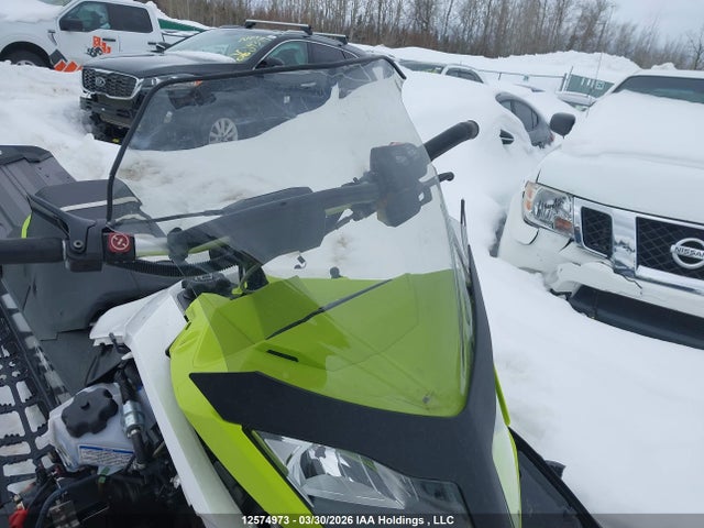 12574973 :رقم المزاد ، 2BPSGLKA3KV000053 vin ، 2018 Skidoo Tundra مزاد بيع