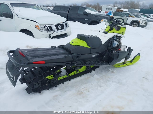 12574973 :رقم المزاد ، 2BPSGLKA3KV000053 vin ، 2018 Skidoo Tundra مزاد بيع