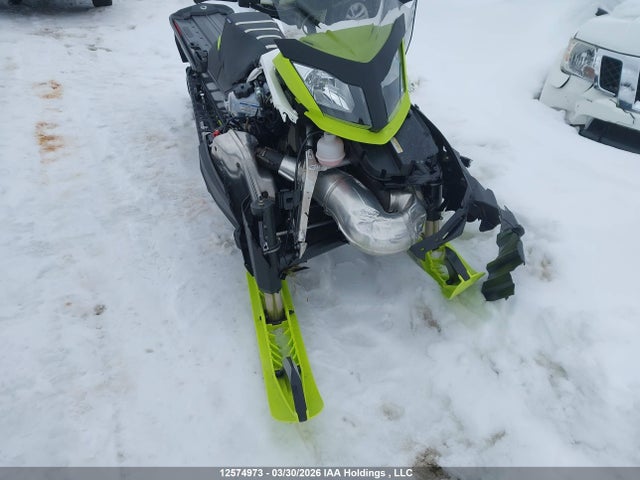 12574973 :رقم المزاد ، 2BPSGLKA3KV000053 vin ، 2018 Skidoo Tundra مزاد بيع