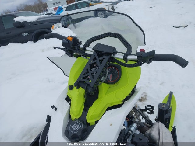 12574973 :رقم المزاد ، 2BPSGLKA3KV000053 vin ، 2018 Skidoo Tundra مزاد بيع