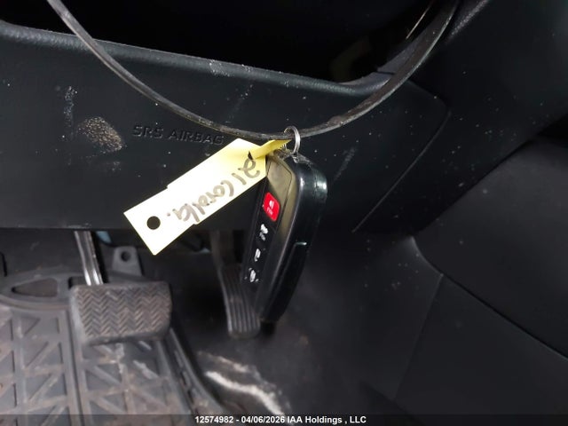 5YFBPMBE1MP191654 Toyota COROLLA LE