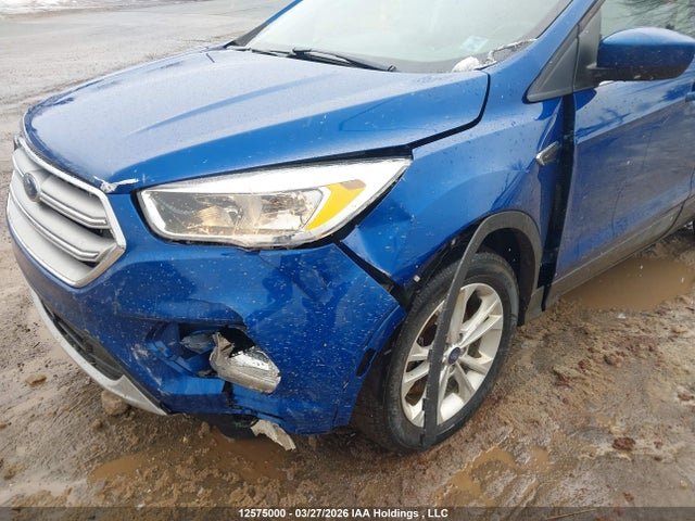 1FMCU9GD6JUC51884 Ford ESCAPE SE