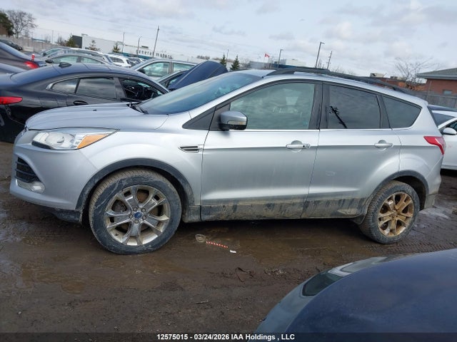 2013 Ford Escape მანქანა იყიდება აუქციონზე, vin: 1FMCU9H94DUA26930, აუქციონის ნომერი: 12575015