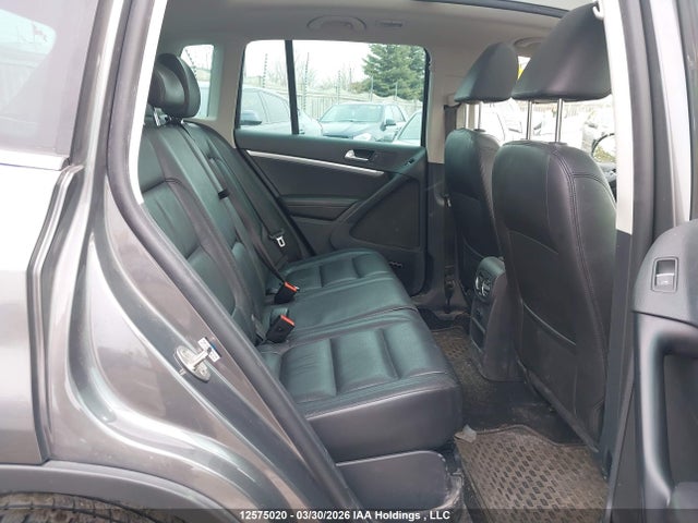 WVGJV7AX7FW511975 Volkswagen Tiguan Comfortline/highline/special Edition/trendline