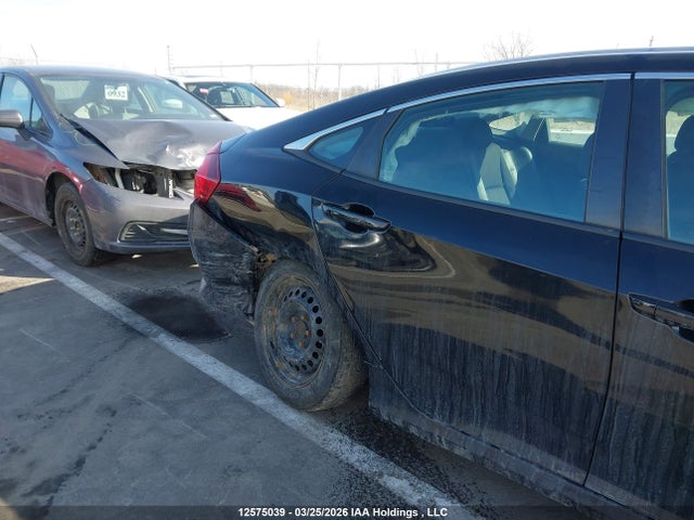 Продаж на аукціоні авто 2017 Honda Civic Lx, vin: 2HGFC2F56HH003946, номер лоту: 12575039