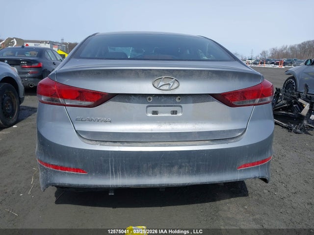 12575041 :رقم المزاد ، 5NPD74LFXHH123713 vin ، 2017 Hyundai Elantra Le مزاد بيع