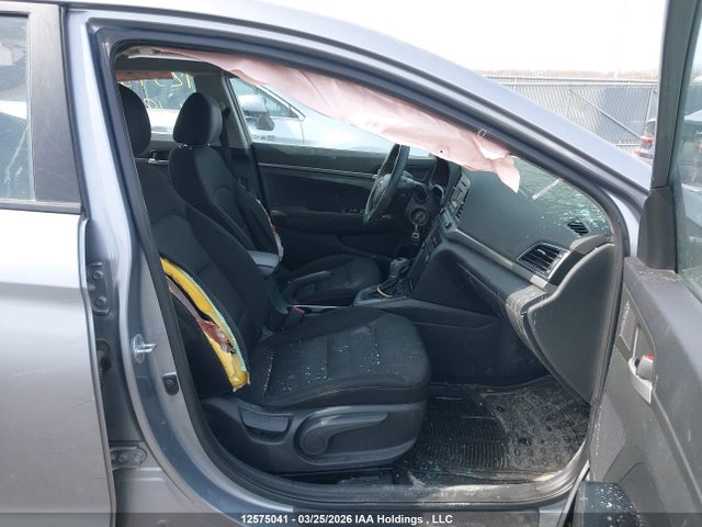 12575041 :رقم المزاد ، 5NPD74LFXHH123713 vin ، 2017 Hyundai Elantra Le مزاد بيع