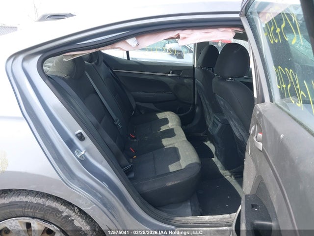 12575041 :رقم المزاد ، 5NPD74LFXHH123713 vin ، 2017 Hyundai Elantra Le مزاد بيع