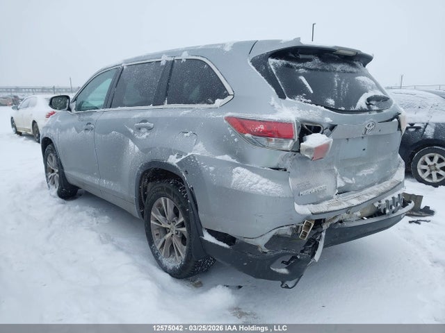 5TDBKRFHXFS195891 Toyota Highlander Le