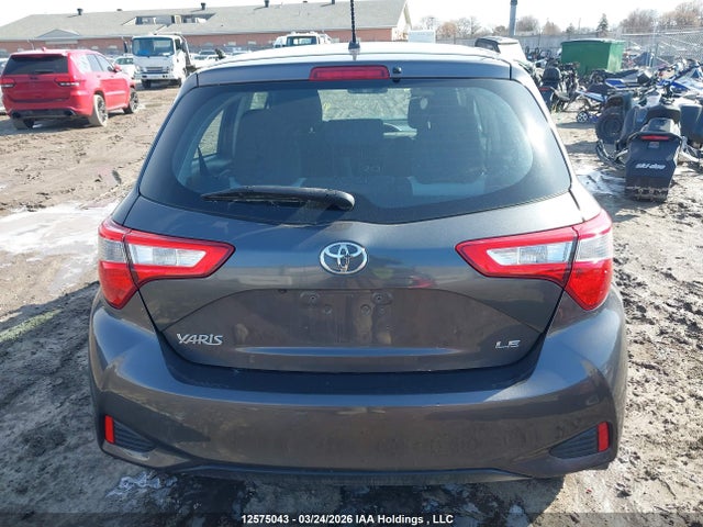 2018 Toyota Yaris L/le/se მანქანა იყიდება აუქციონზე, vin: VNKKTUD32JA087818, აუქციონის ნომერი: 12575043